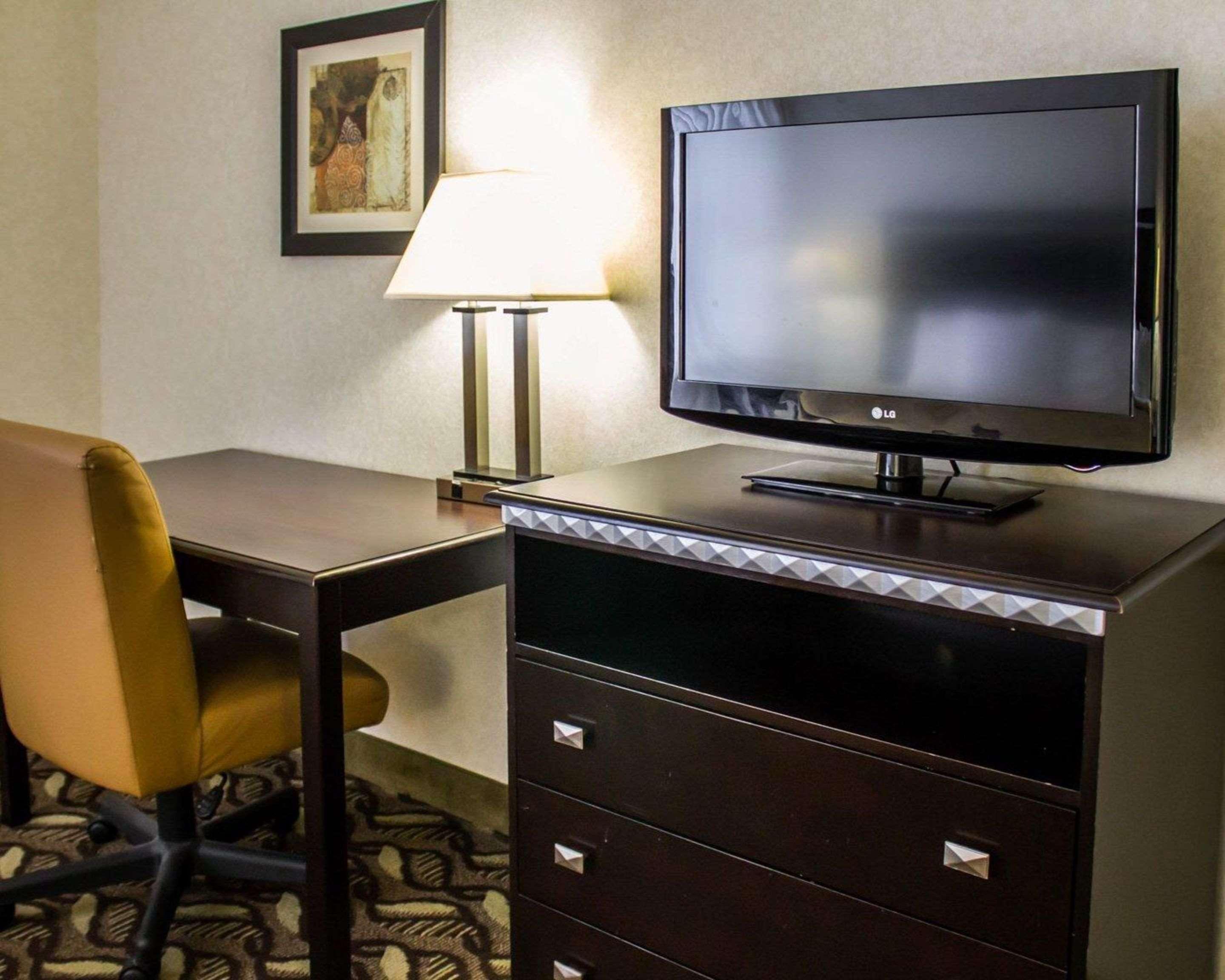 Quality Inn & Suites Мэнсфилд Экстерьер фото