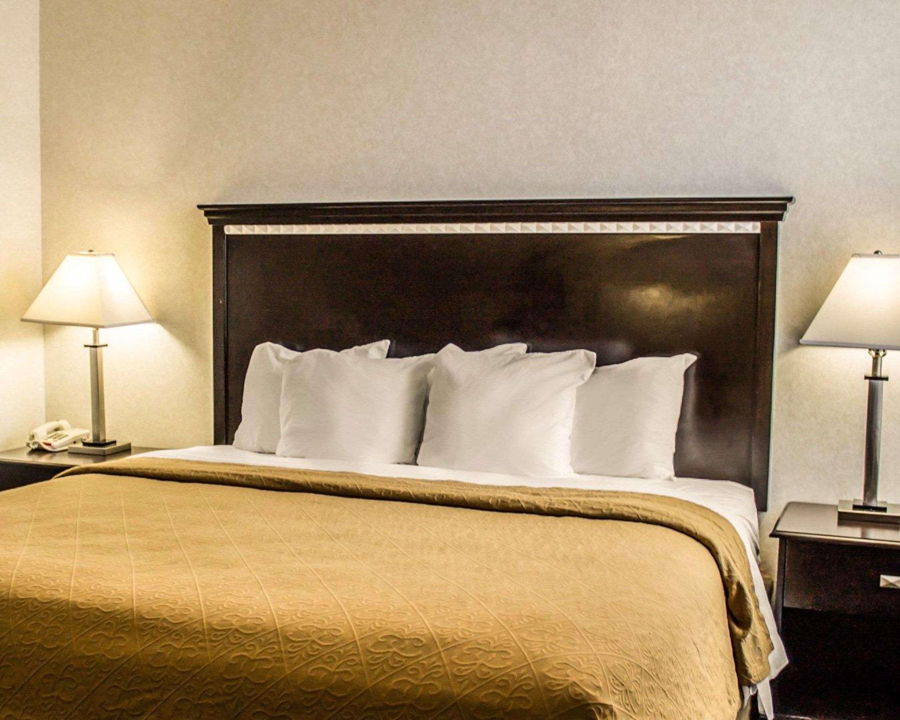 Quality Inn & Suites Мэнсфилд Экстерьер фото