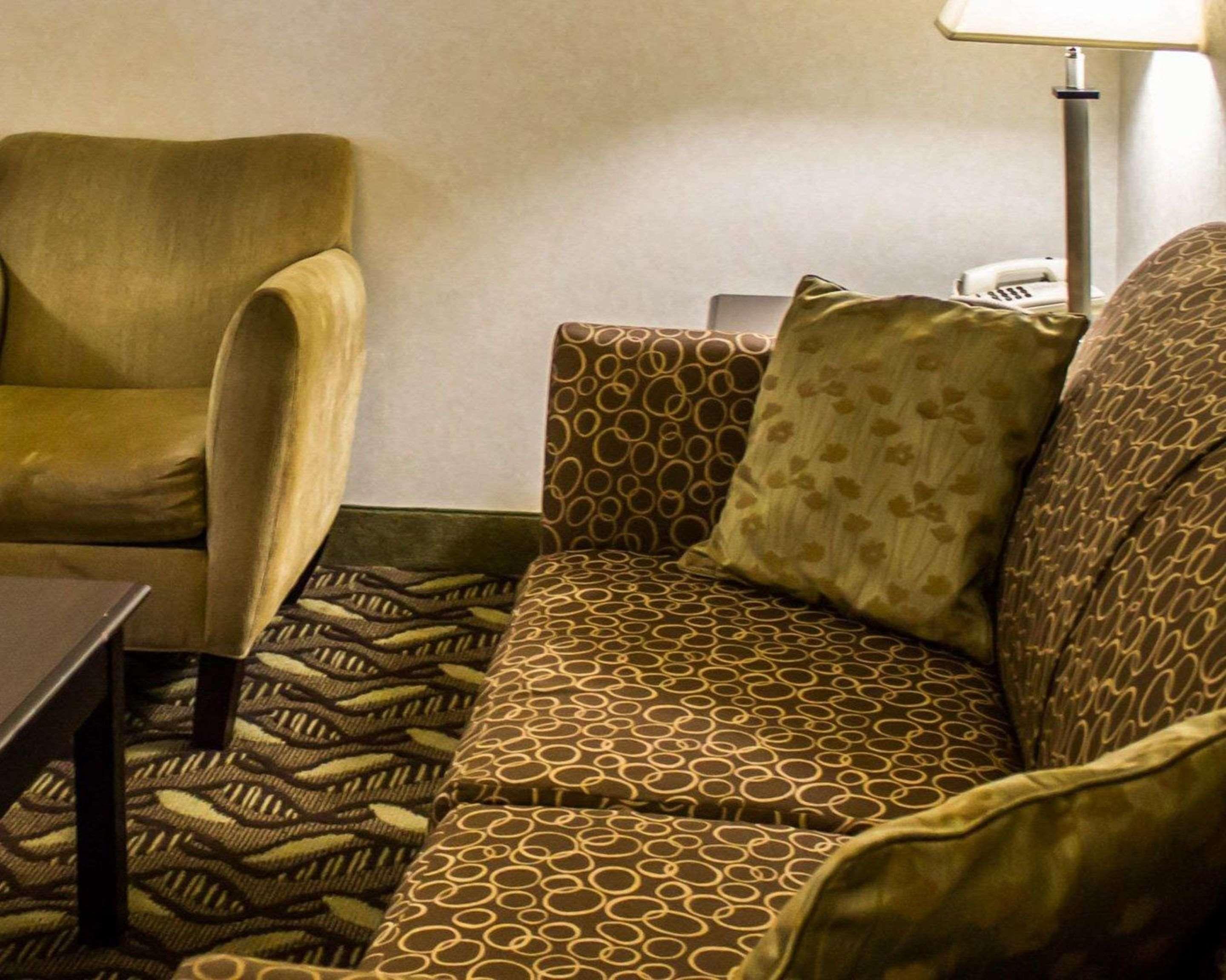 Quality Inn & Suites Мэнсфилд Экстерьер фото