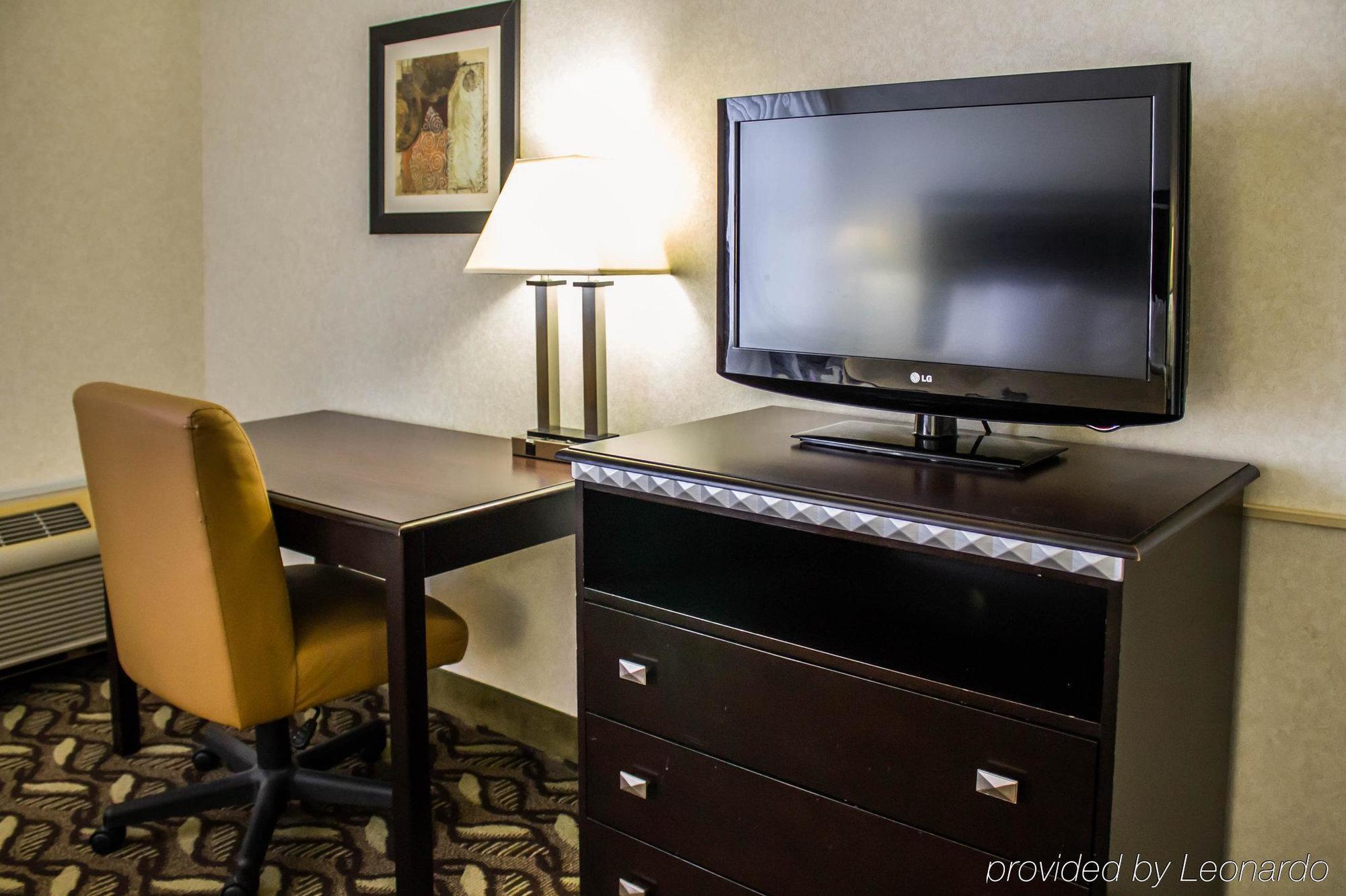 Quality Inn & Suites Мэнсфилд Экстерьер фото